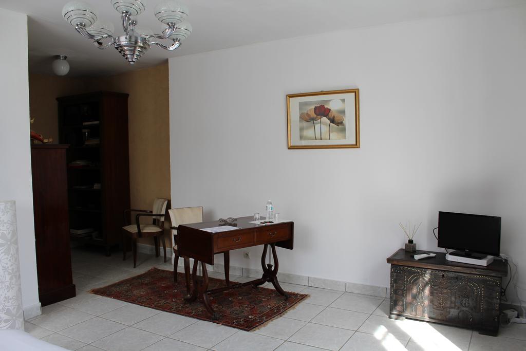 אספאיו Chambres D'Hotes La Fontaine מראה חיצוני תמונה